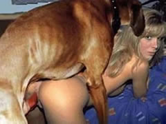this Dutch girl loves sex with dog